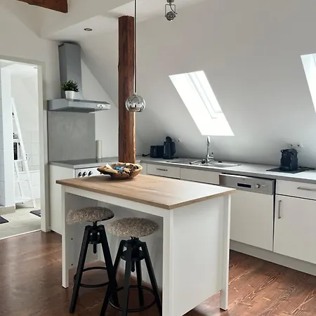 Charmante Dachgeschosswohnung In * Lage (Lippe)