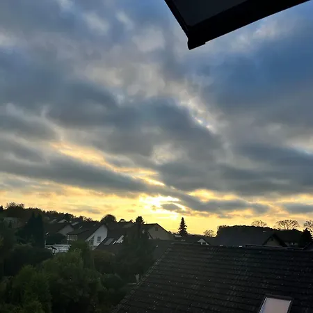 Charmante Dachgeschosswohnung In