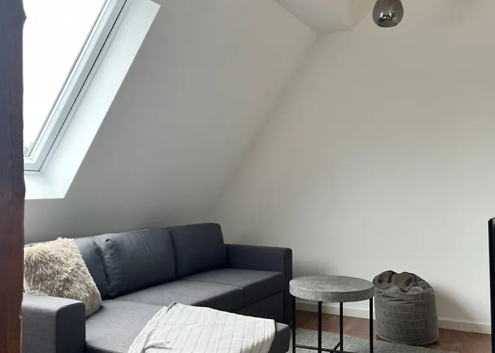 Charmante Dachgeschosswohnung In * Lage (Lippe)