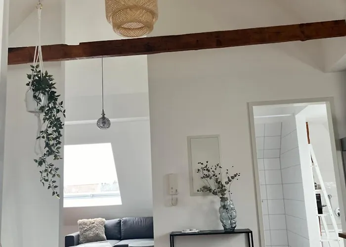 Charmante Dachgeschosswohnung In * Lage (Lippe)