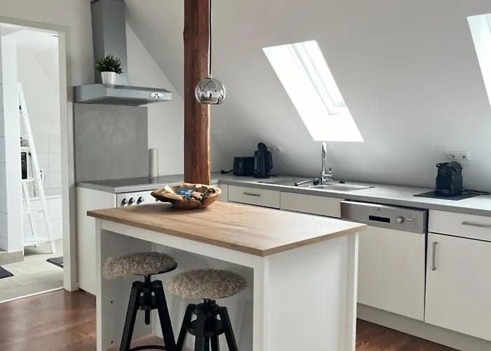 Charmante Dachgeschosswohnung In * Lage (Lippe)